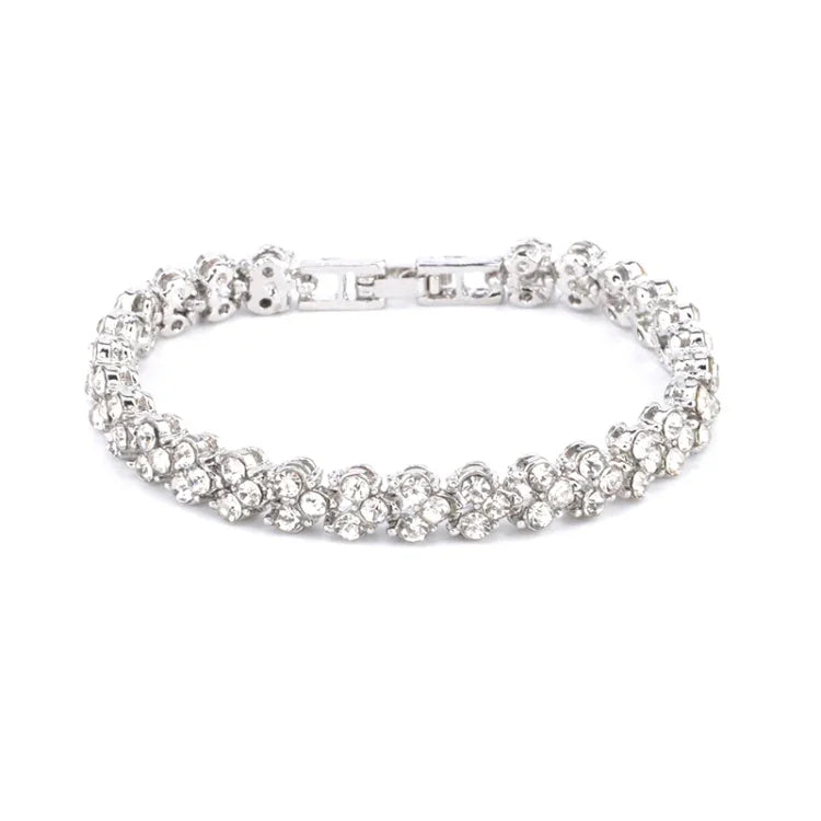Glamorous Female Crystal Bracelet with Artificial Diamond Inlaid for Wedding, Engagement, Mother`s Day And Birthday Gift, Diameter: 5.25 cm, Perimeter:16.5 cm, Silver