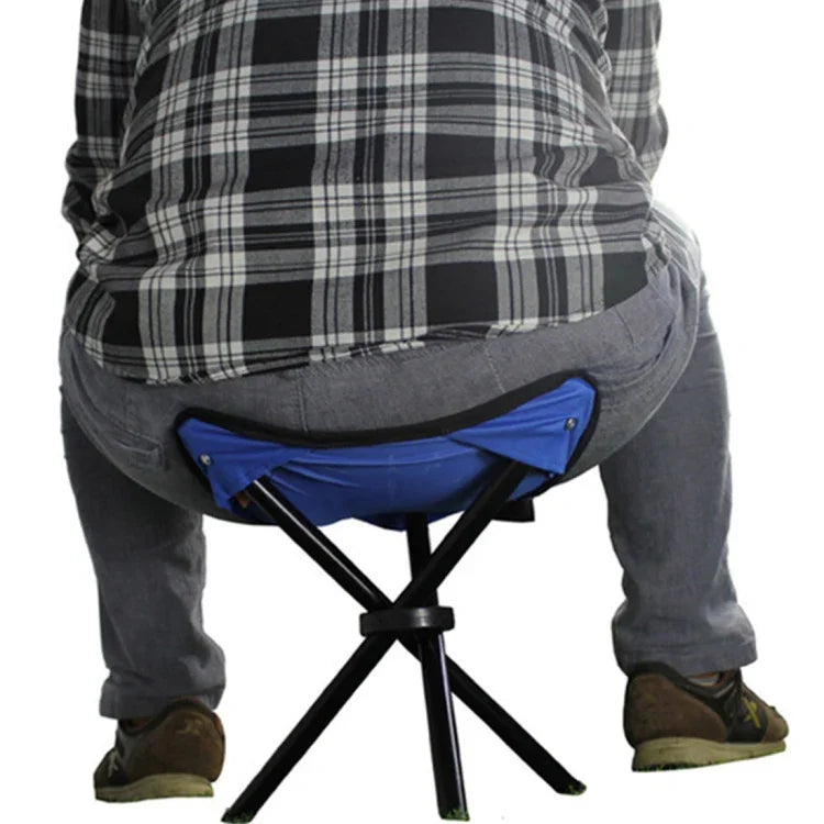 Hiking Outdoor Camping  Fishing Folding Stool Portable Triangle Chair Maximum Load 100KG Folding Chair Size:22 x 22 x 31cm, Fishing Folding Stool(Red), Fishing Folding Stool(Blue), Fishing Folding Stool(Green)