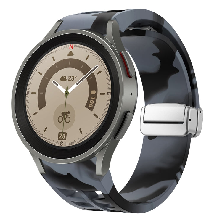 Richard Magnetic Folding Silver Buckle Silicone Watch Band, For Sansung Galaxy Watch 5 Pro 45mm, For Samsung Galaxy Watch 7 40 / 44mm, For Samsung Galaxy Watch 6 Classic 43 / 47mm