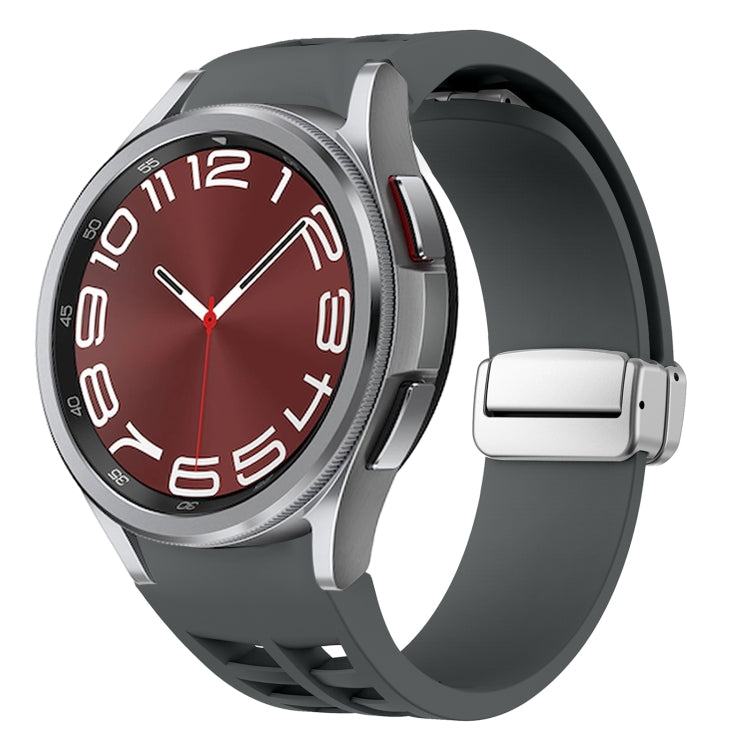 Richard Magnetic Folding Silver Buckle Silicone Watch Band, For Sansung Galaxy Watch 5 Pro 45mm, For Samsung Galaxy Watch 7 40 / 44mm, For Samsung Galaxy Watch 6 Classic 43 / 47mm