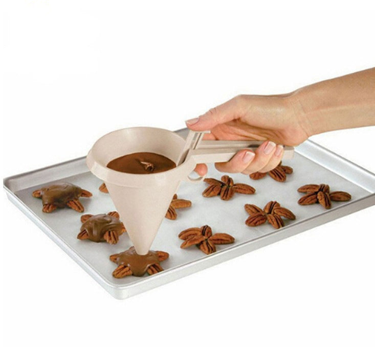 7 PCS Buttercream Frosting Funnel Handheld Portion Cup Cake Chocolate Dispenser Baking Tool