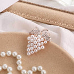 Diamond Grape Brooches Wild Pearl Pin Female Clothes Jewelry, Grape
