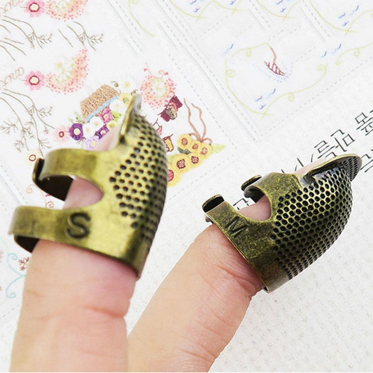 Household Adjustable Metal Sewing Thimble Finger Protectors Sewing Tools Accessories, S, M